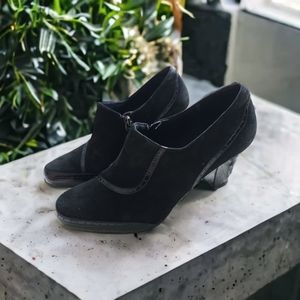 CLARK'S Artisan Black Suede and Patent Leather Heeled Shoes